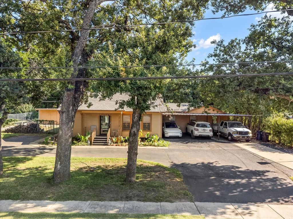 3002 Mecca Street, Fort Worth