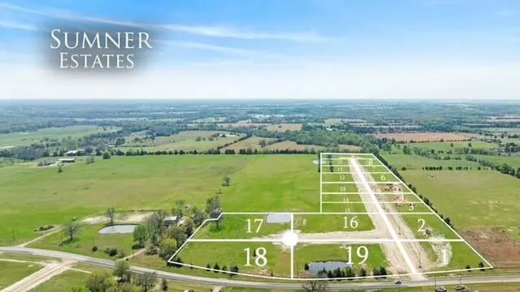 28 Private Road 33263, Sumner