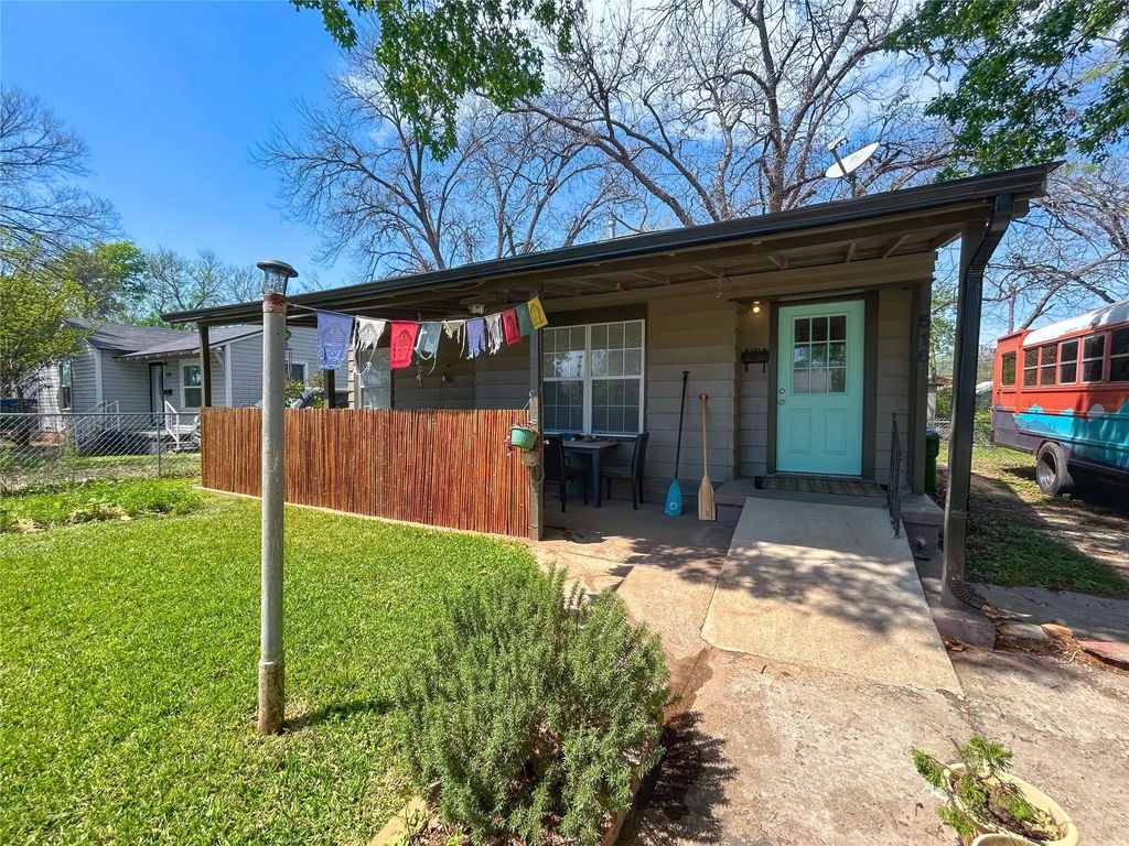 516 Harlem Avenue, Waco