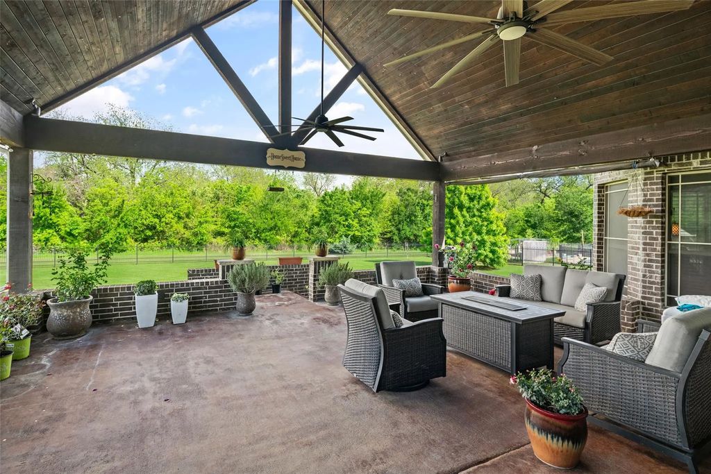 145 Las Colinas Trail, Cross Roads
