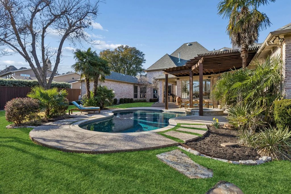 7530 Yamini Drive, Dallas