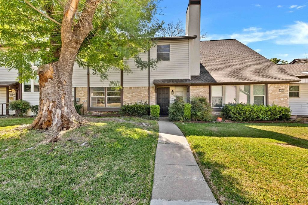 4904 Rollingwood Court, Garland