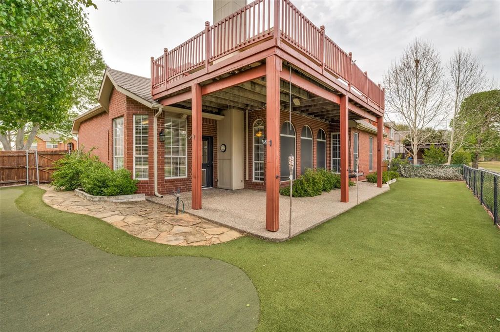 5613 Vicksburg Place, Frisco