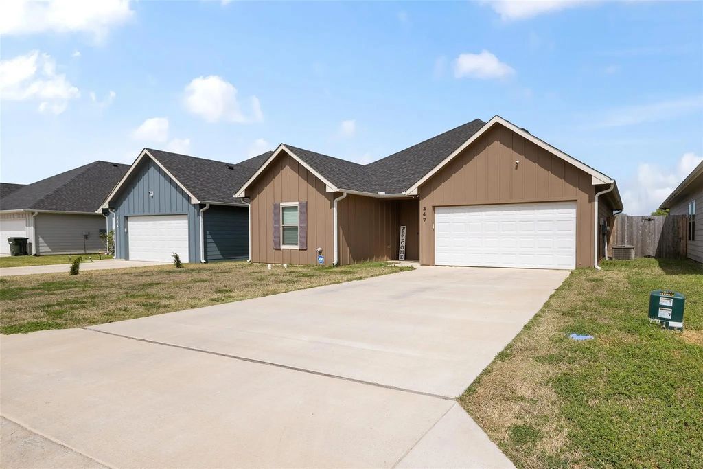 347 Preston Road, Mabank