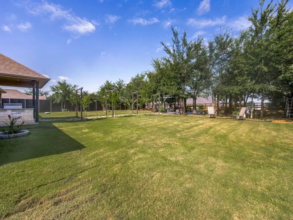 102 White Oak Drive, Krugerville