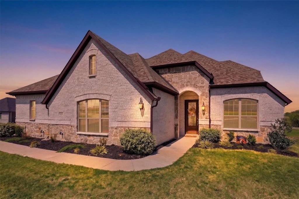 704 Cactus Creek Court, Godley