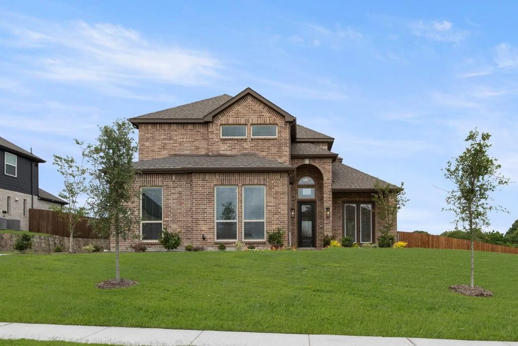 513 Pond Springs Drive, DeSoto