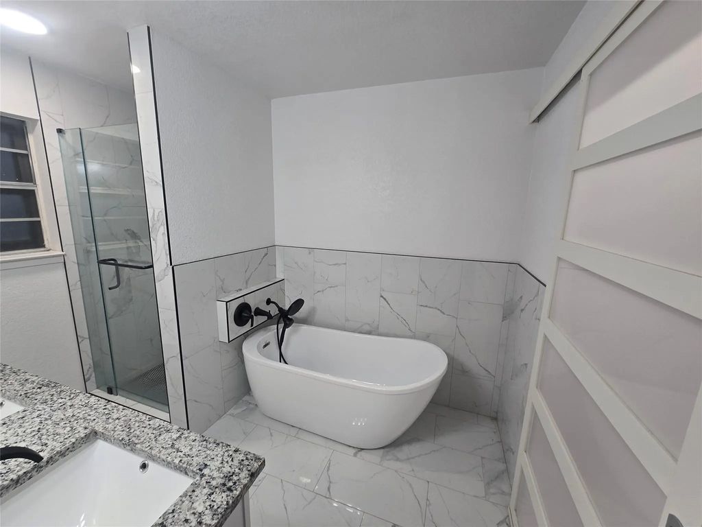7709 Marlborough Drive W, Fort Worth
