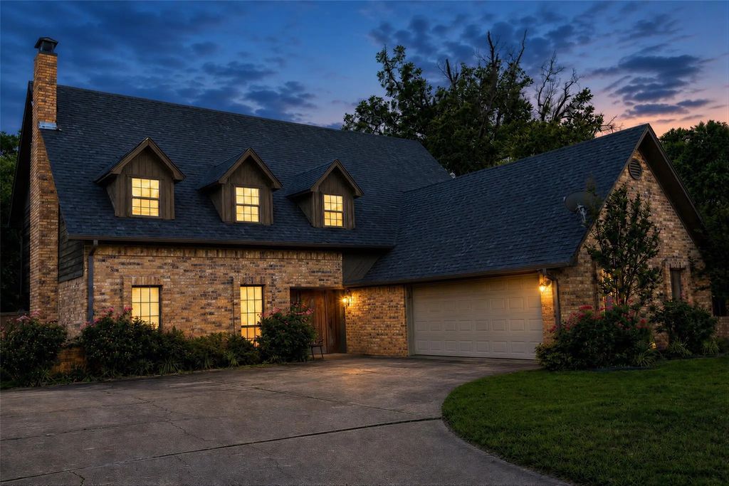 1712 Gena Drive, Sulphur Springs