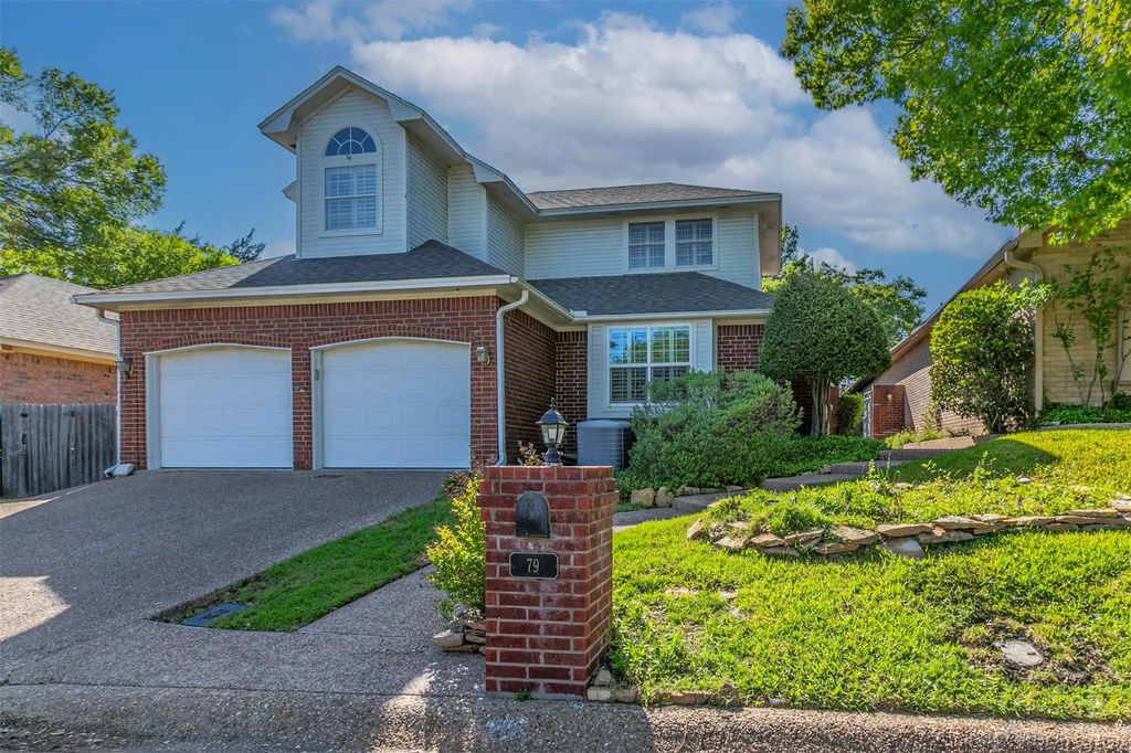 79 Sugar Creek Place, Woodway