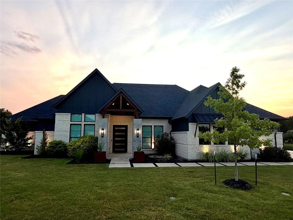 219 Kate Court, Copper Canyon
