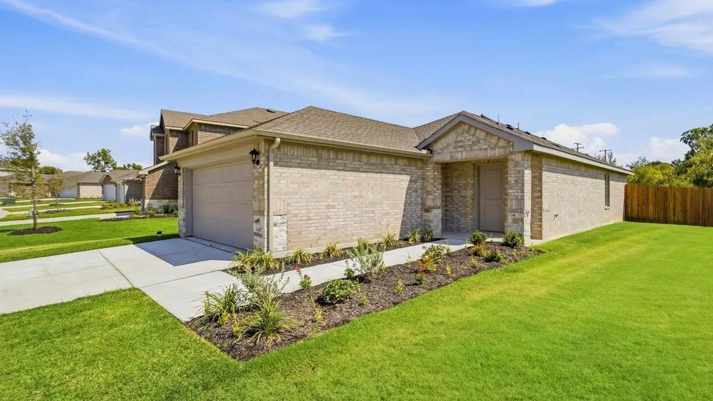 1909 Glory Drive, Bonham