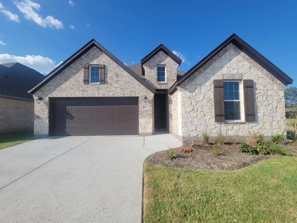 5012 Picasso Road, Royse City