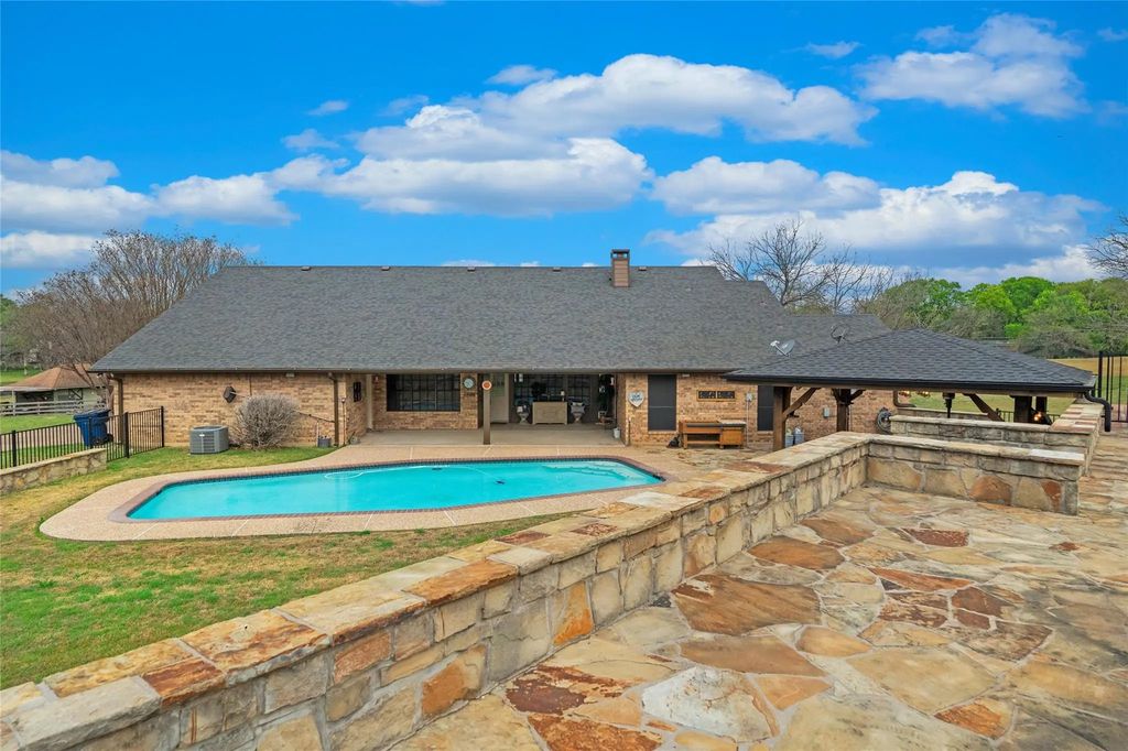 5840 Crystal Drive, Midlothian