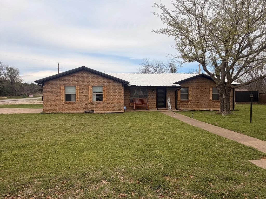200 33rd Street, Mineral Wells