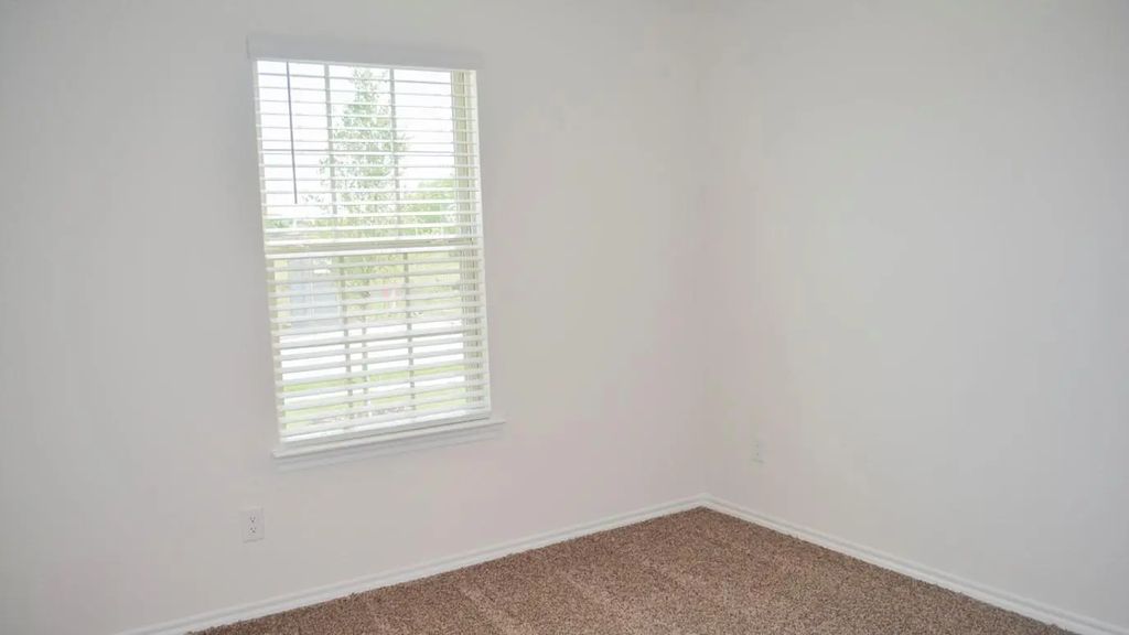 2337 Belt Court, Paris