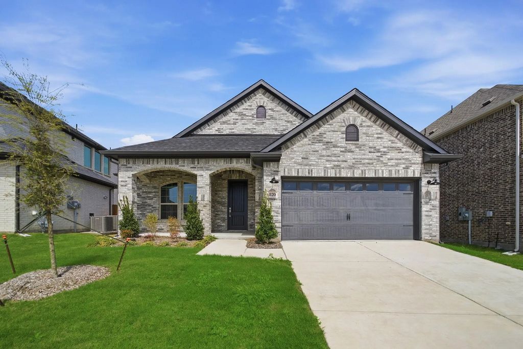 820 Metcalf Drive, Princeton