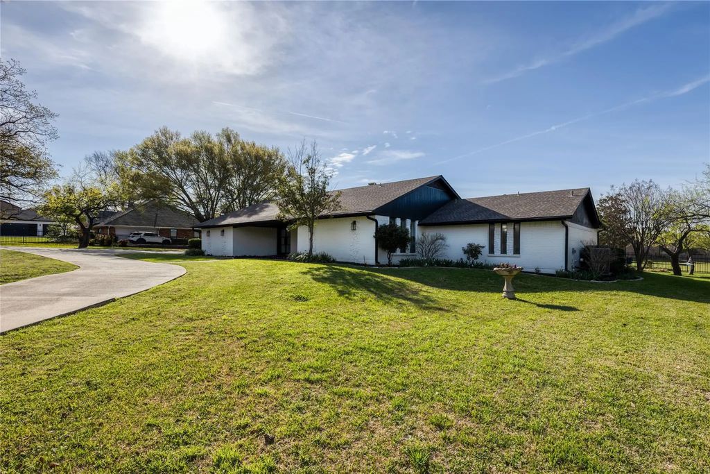 7520 Hewitt Street, North Richland Hills