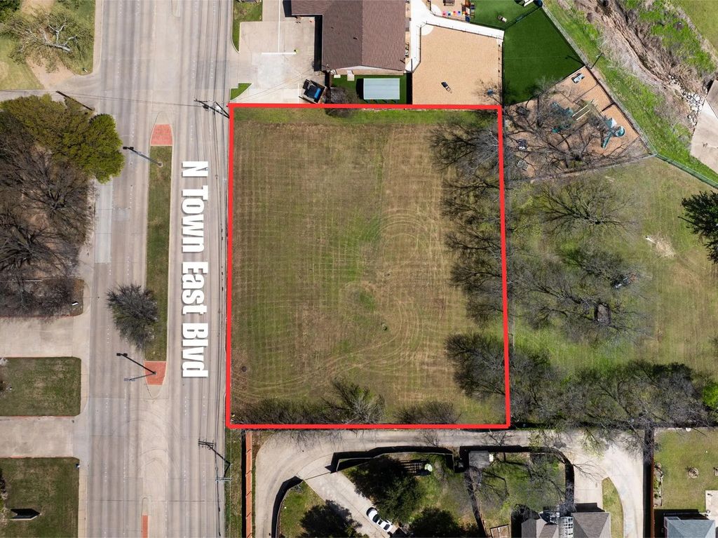 330 Town East Boulevard, Sunnyvale