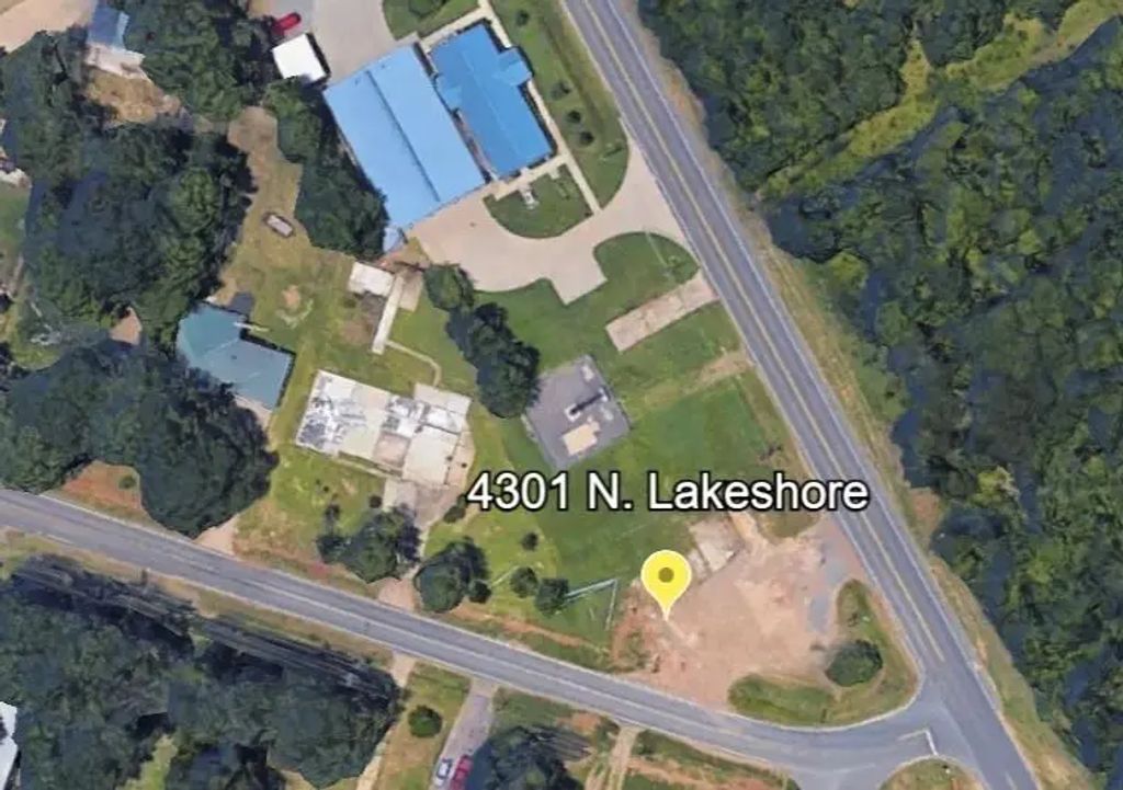 4301 N Lakeshore Drive, Shreveport
