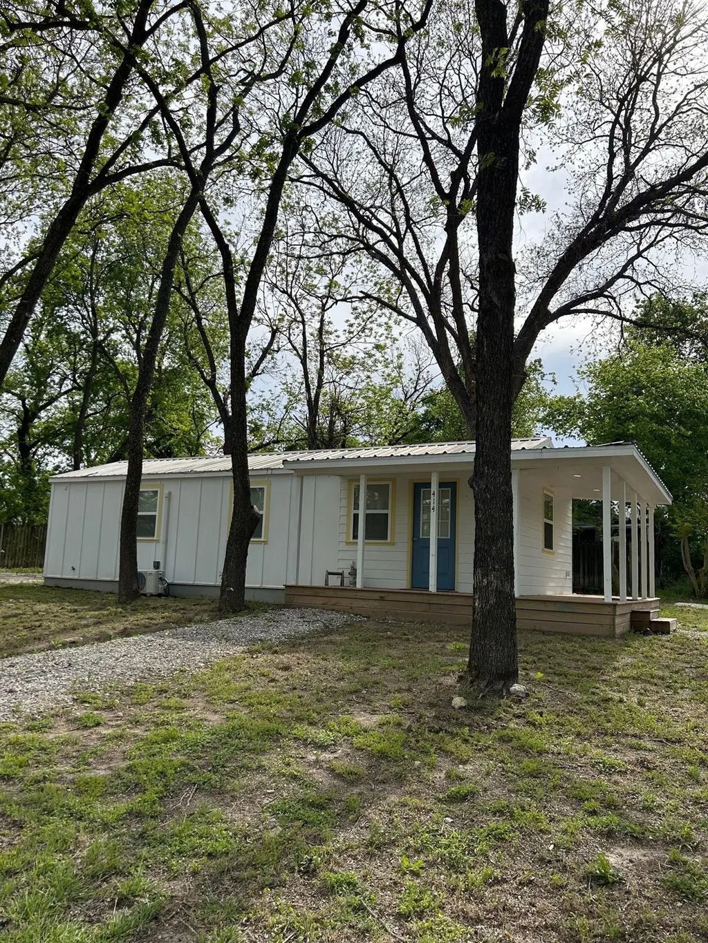 414 N Avenue F, Clifton