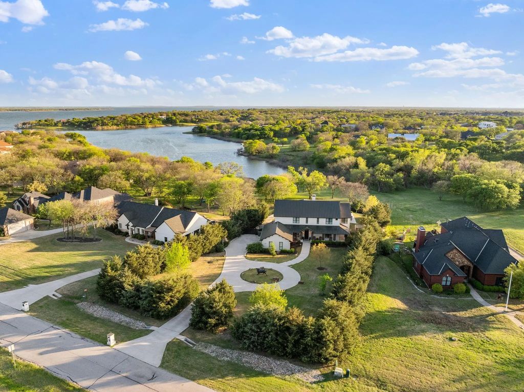 3548 Pinnacle Bay Point, Little Elm