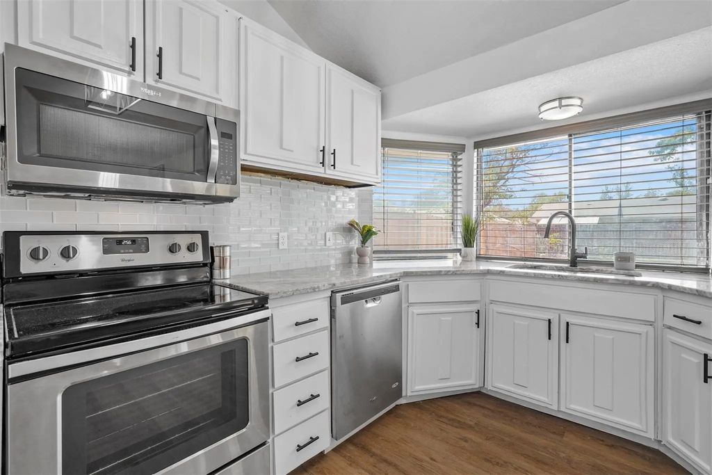 425 Rollingridge Lane, Garland