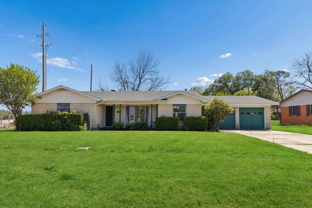 6028 Truman Drive, Fort Worth
