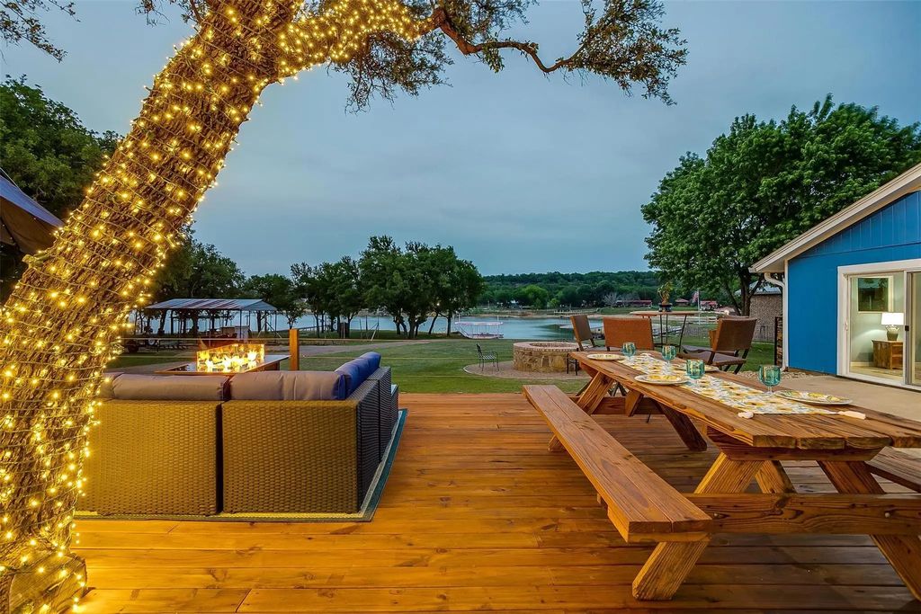 520 Deer Trail, Gordon