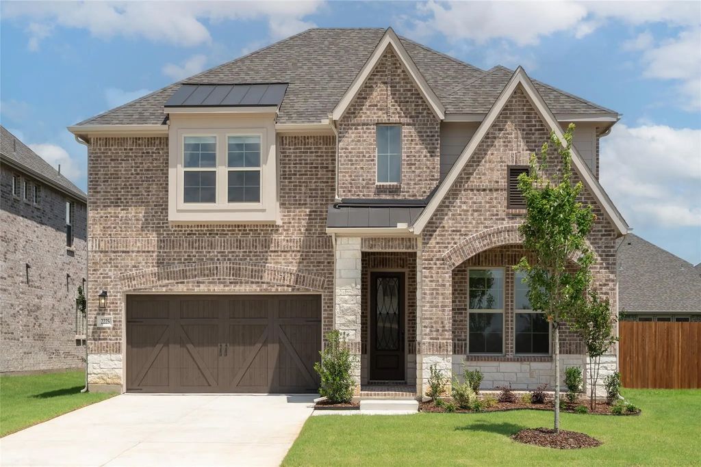 2225 Valencia Drive, Little Elm