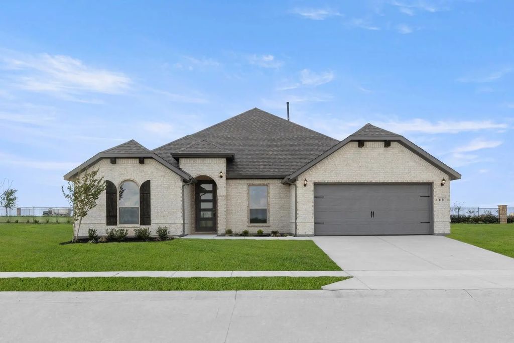 1121 Nighthawk Drive, Justin