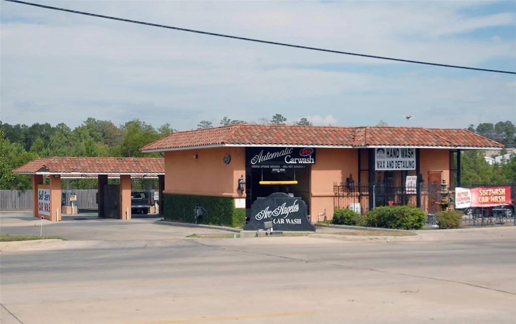 1110 League Line Road, Conroe