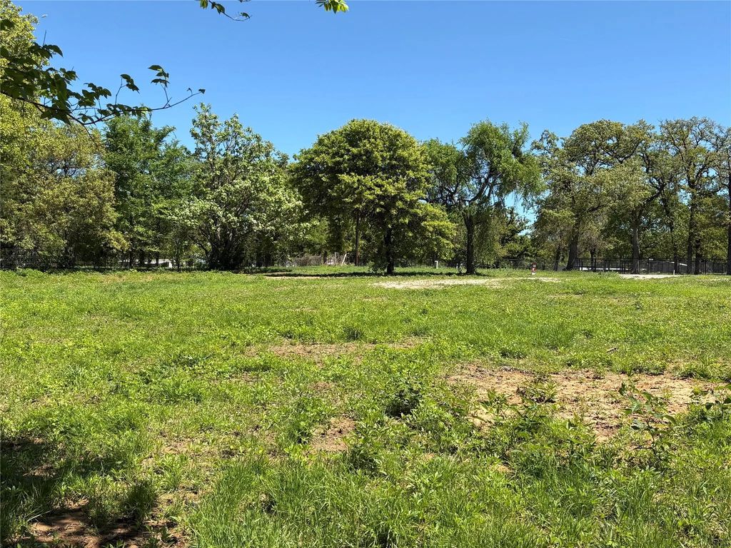 441 Cr 167 Road, Whitesboro