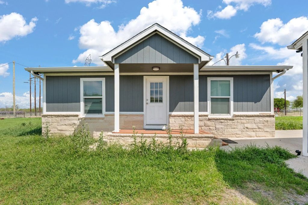 5808 Martin Creek Drive, Joshua
