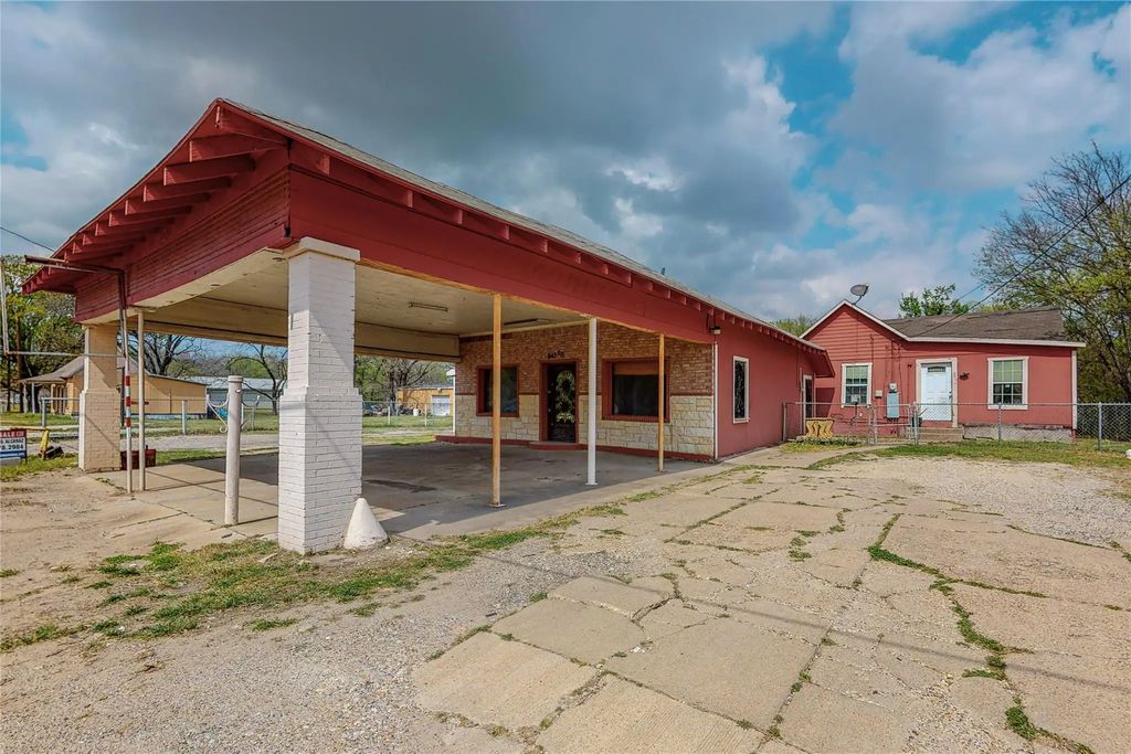 847 S 15th Street Comm, Corsicana