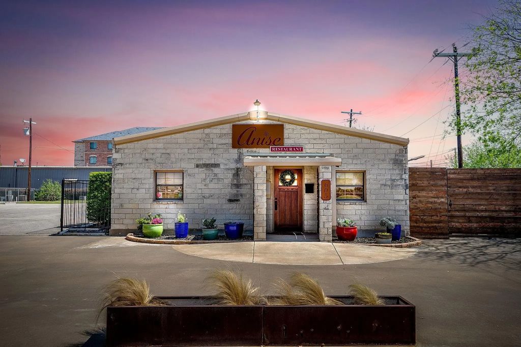 605 Calinco Drive, Granbury