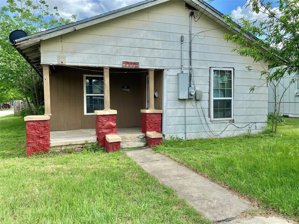 2200 Avenue C, Brownwood