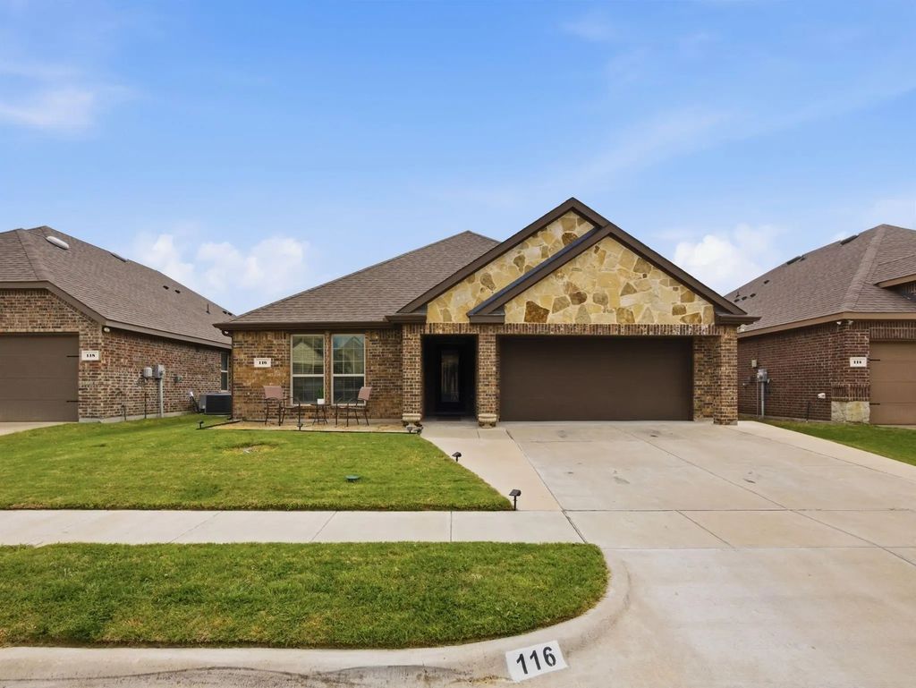 116 Arborside Drive, Waxahachie