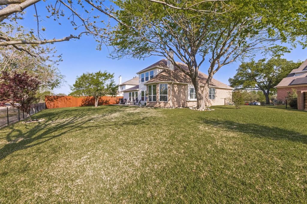9806 Chasefield Drive, Rowlett