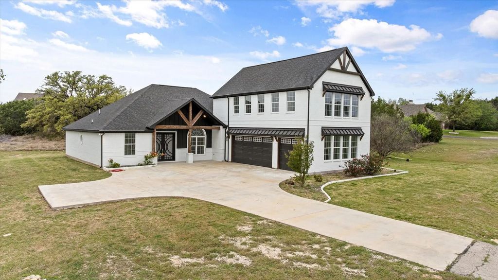 2902 Davis Road, Granbury