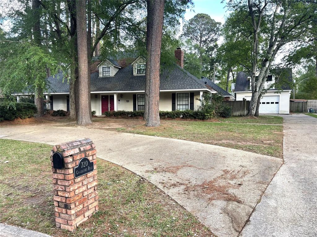720 Coachlight Road, Shreveport