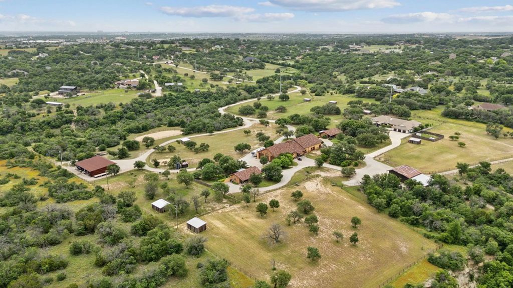 319 Verna Trail N, Fort Worth
