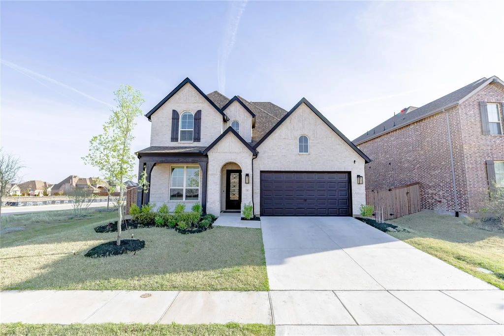 1708 Buttercup Avenue, Aubrey