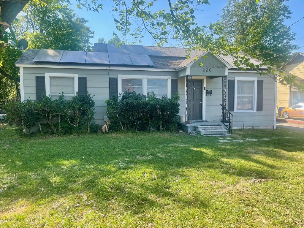 220 Ponder Street, Sulphur Springs