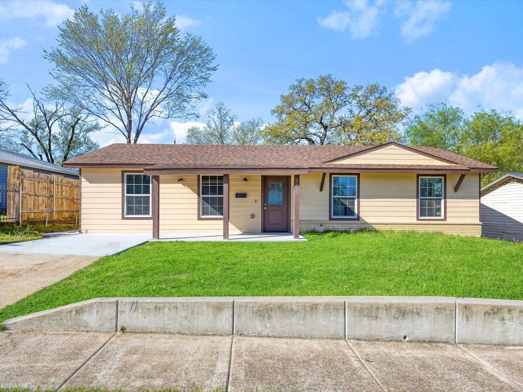 7245 Van Natta Lane, Fort Worth