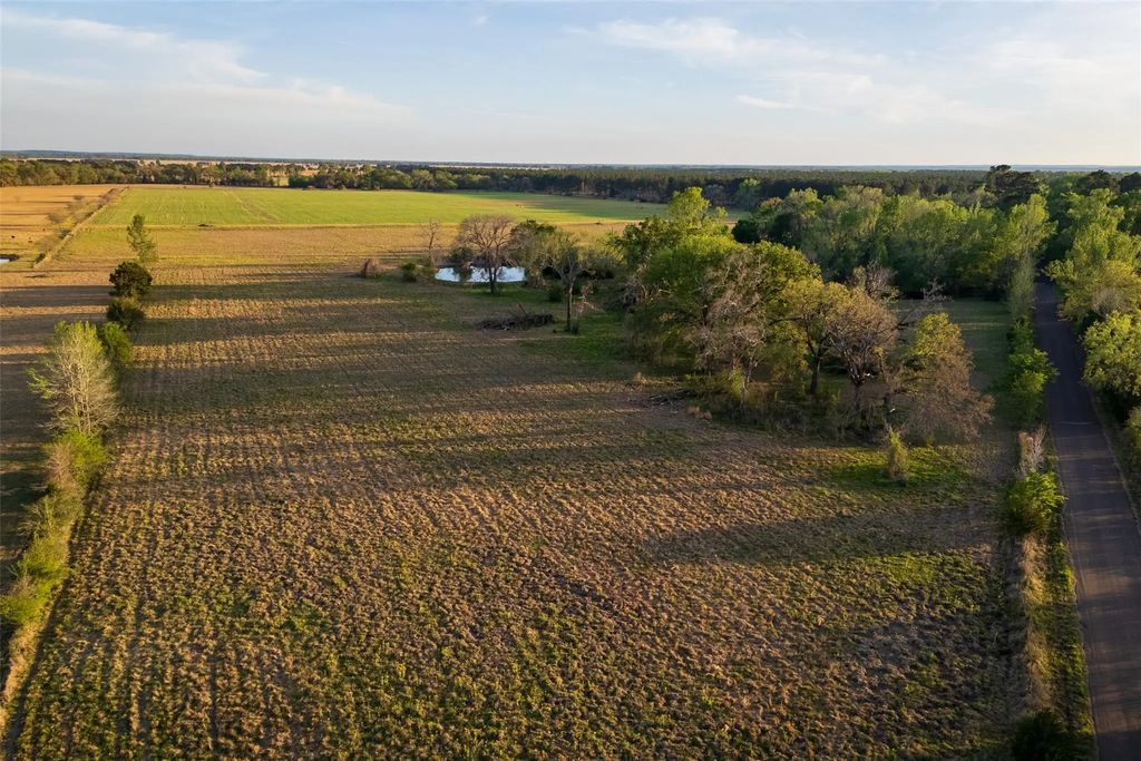 County Rd 117, Elkhart