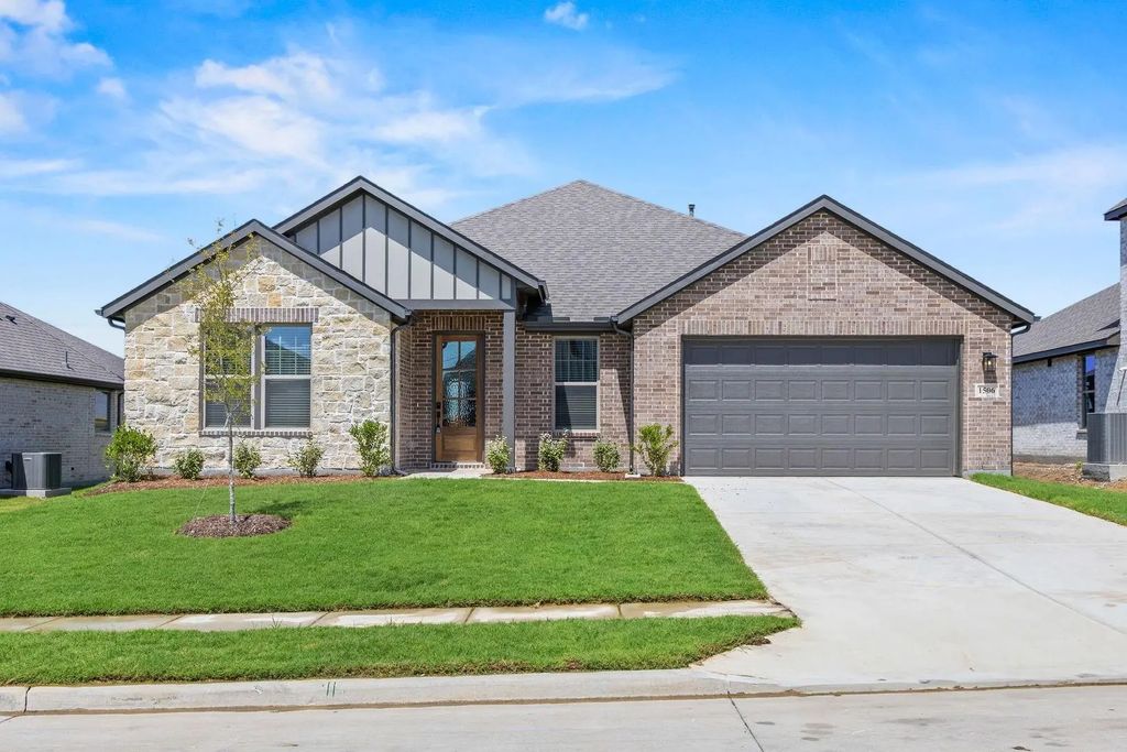 1506 Red Clover Avenue, Van Alstyne