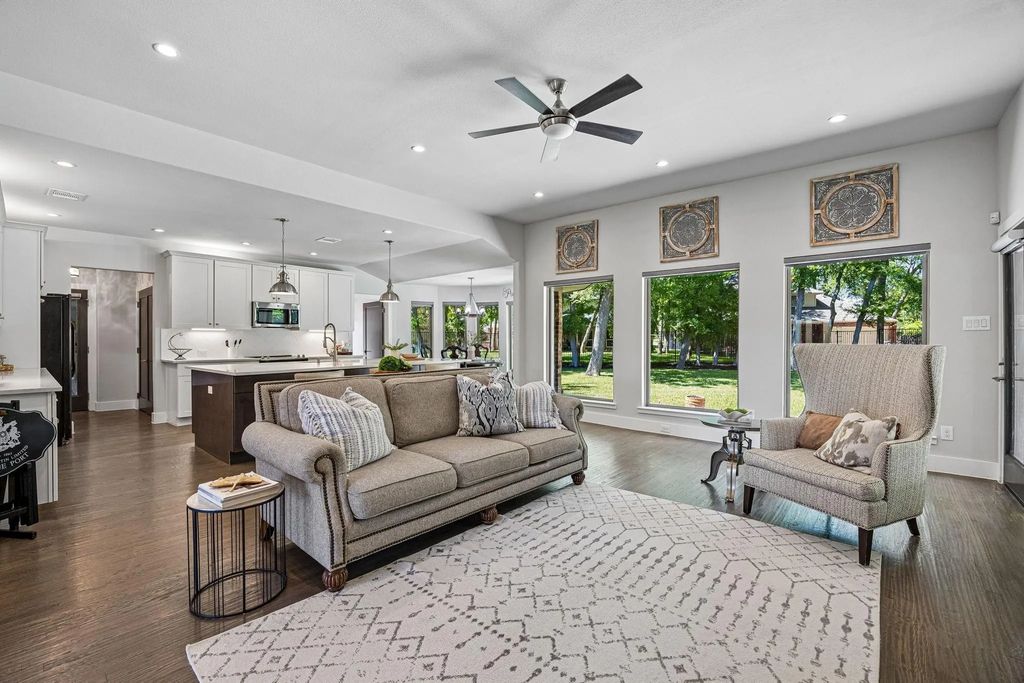 732 Creek Valley Court, Allen