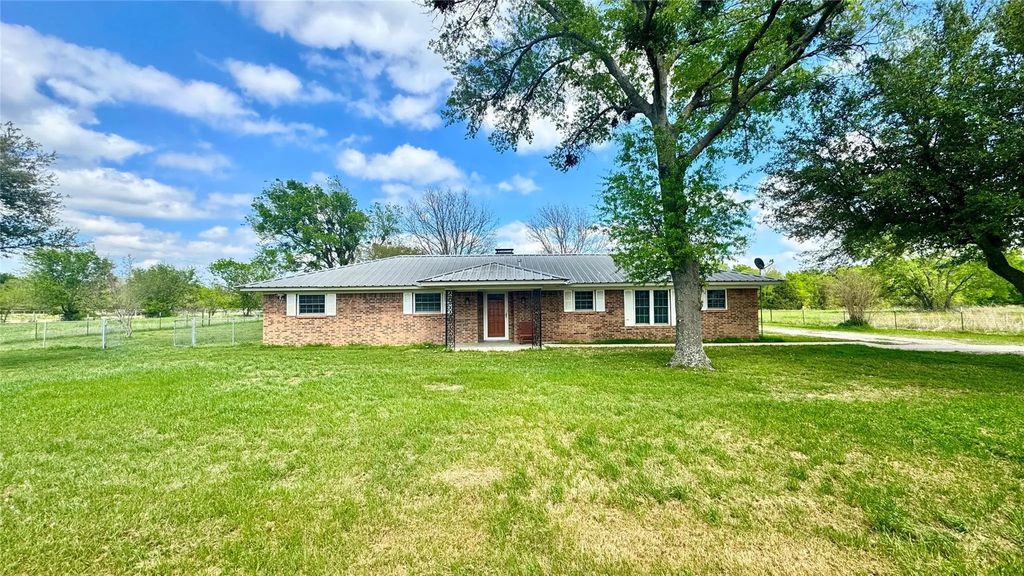 2050 Griffith Avenue, Terrell