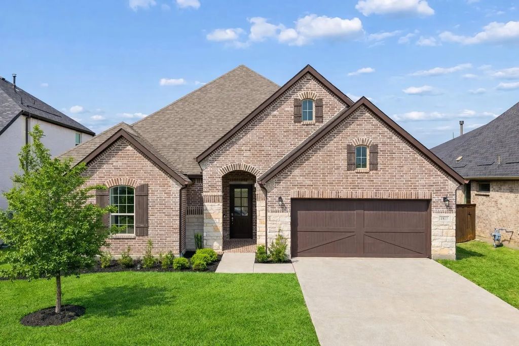 1817 Scotney Court, Celina